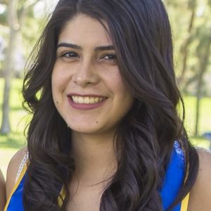 Meet your Posher, Magdalena